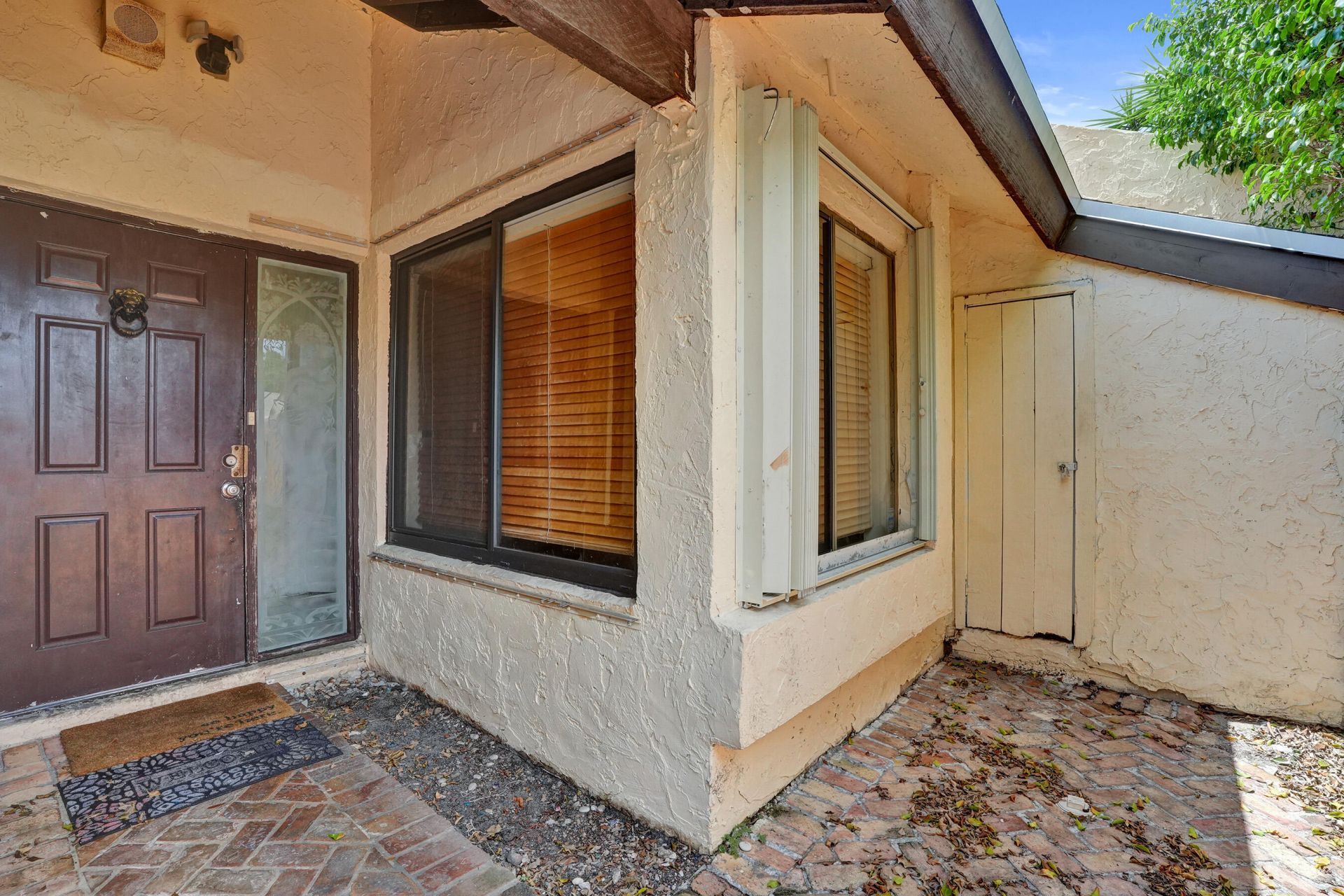 3810 NW 77th Avenue, Davie, FL 33024 Photo