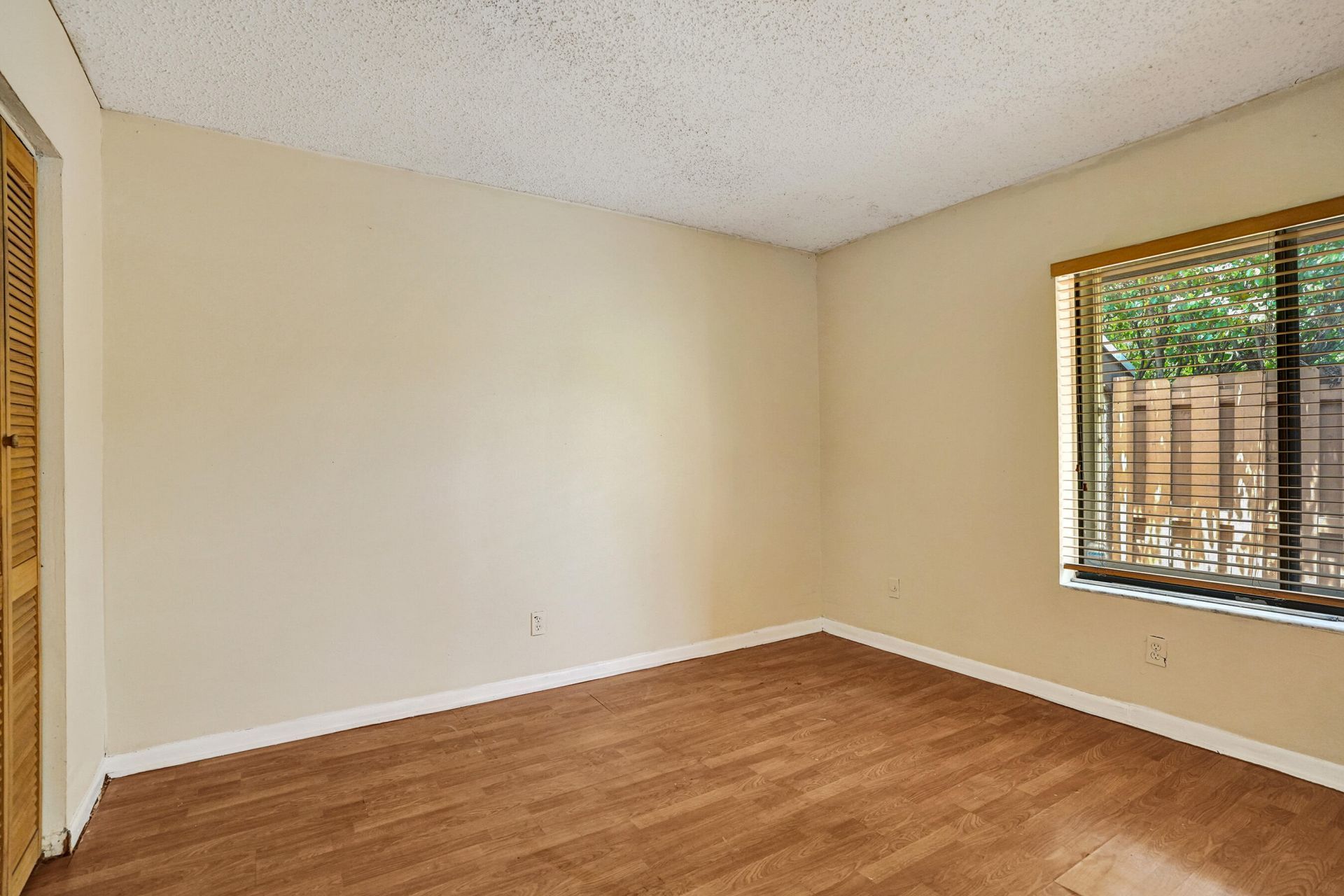 3810 NW 77th Avenue, Davie, FL 33024 Photo