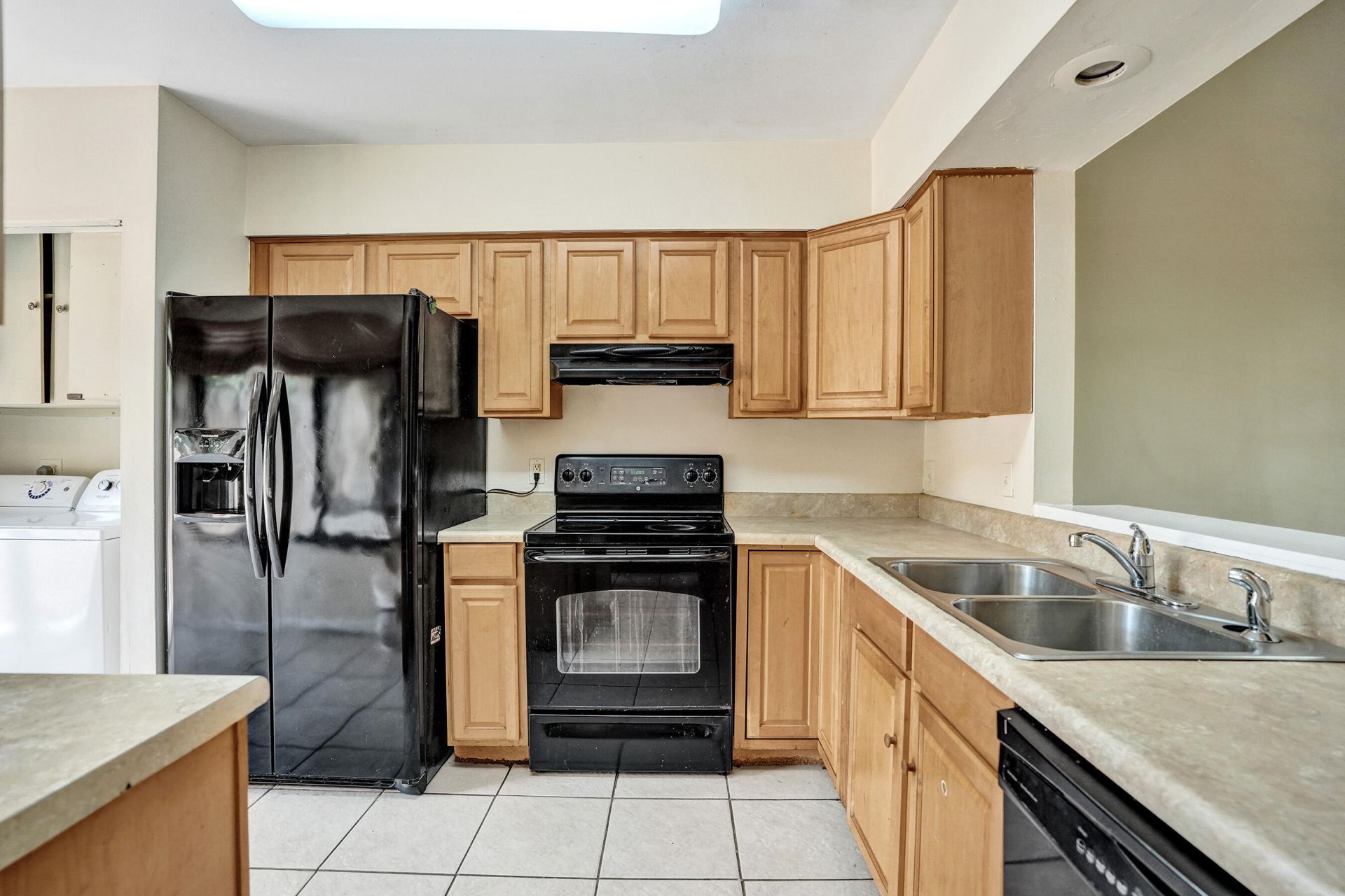 3810 NW 77th Avenue, Davie, FL 33024 Photo