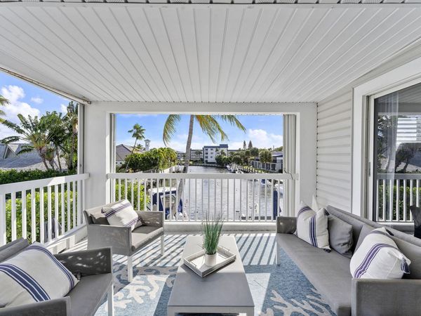 910 JASMINE Drive, Delray Beach, FL 33483