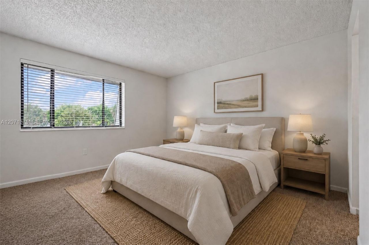 319 NW 109th Ave , Unit 3B, Miami, FL 33172 Photo