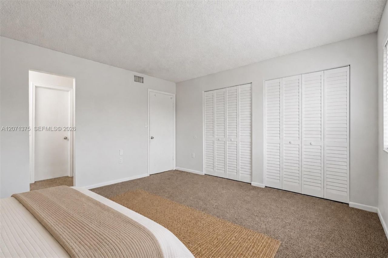 319 NW 109th Ave , Unit 3B, Miami, FL 33172 Photo