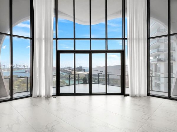 1000 Biscayne Blvd , Unit Town House, Miami, FL 33132