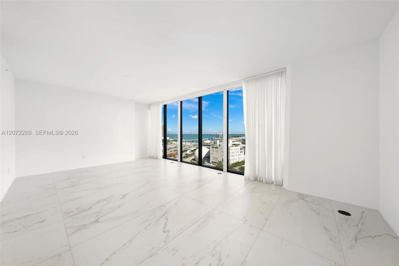 1000 Biscayne Blvd, Unit Town House, Miami, FL 33132 Photo