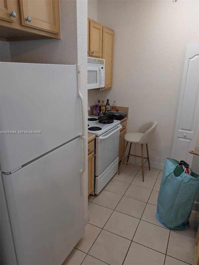 6001 SW 70th St, Unit 620, South Miami, FL 33143 Photo
