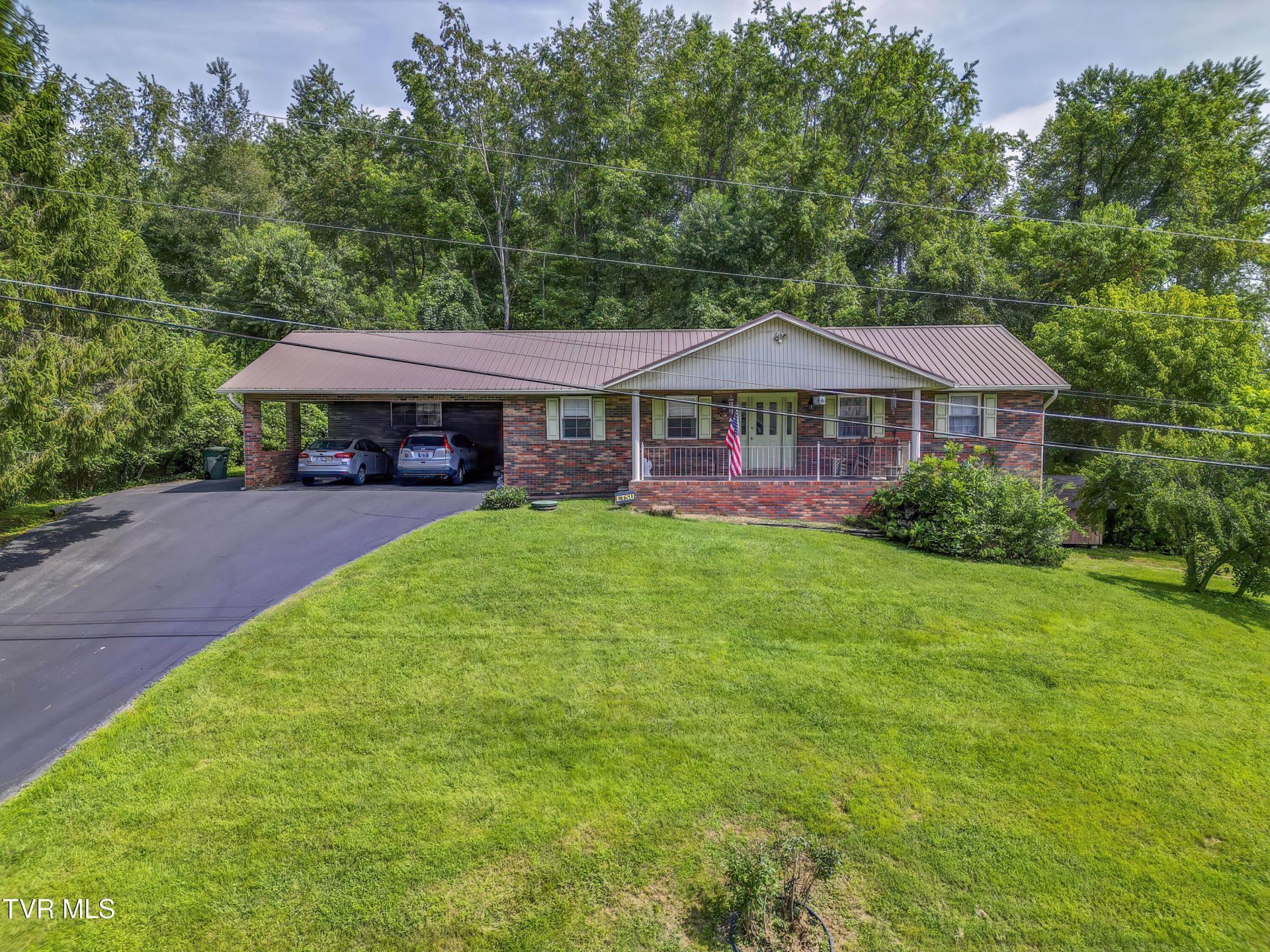 108 Cedar Grove Road, Johnson City, TN 37601 Main Photo