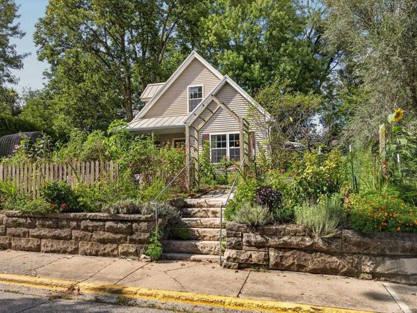 1010 W 7Th Street, Bloomington, IN 47404