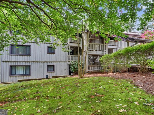 227 Shakespeare Drive, Unit #301, Clayton, GA 30525