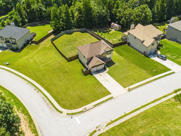 2784 Oakmont Way, Monroe, GA 30656