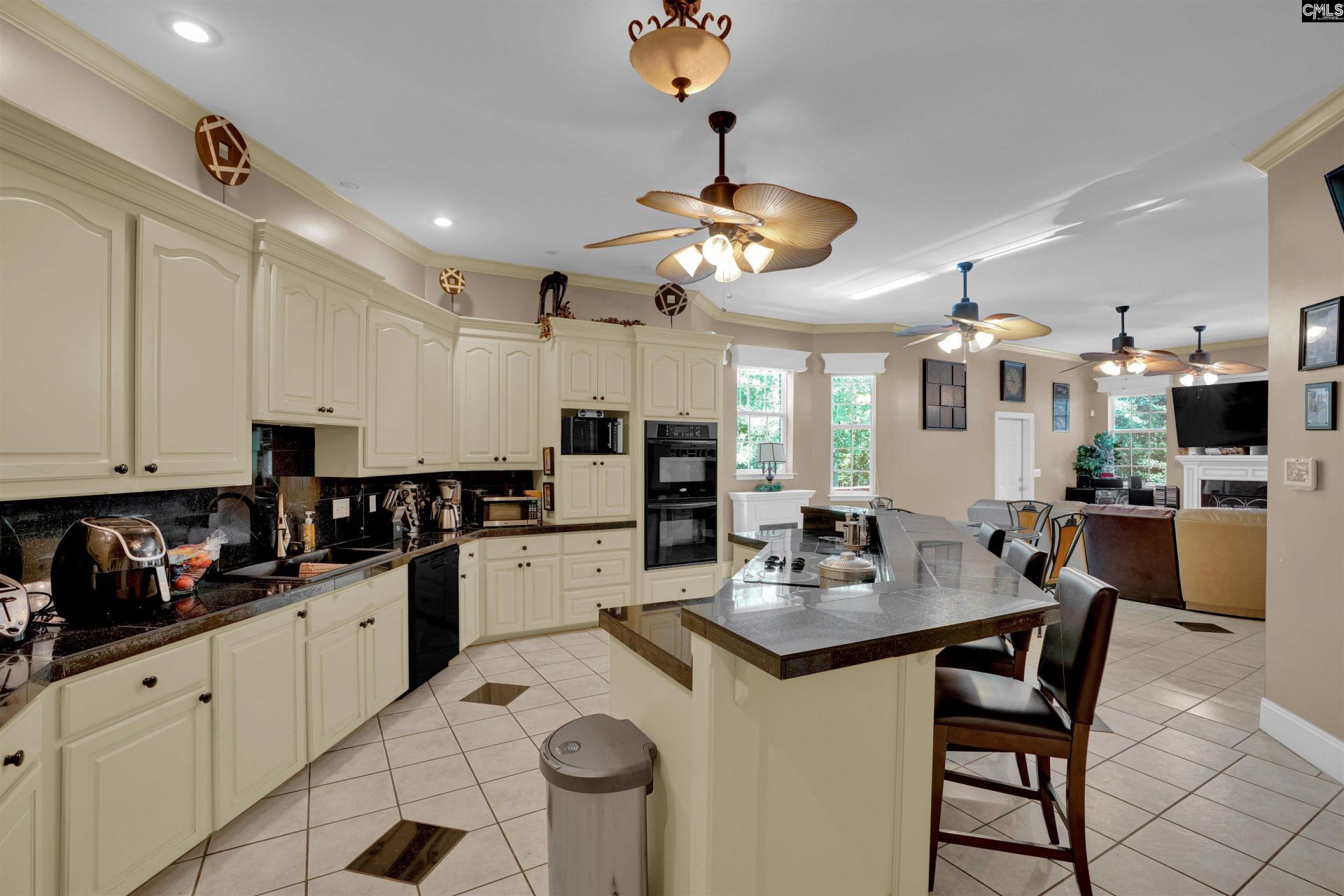 333 Nina Lee Drive  Photo 11