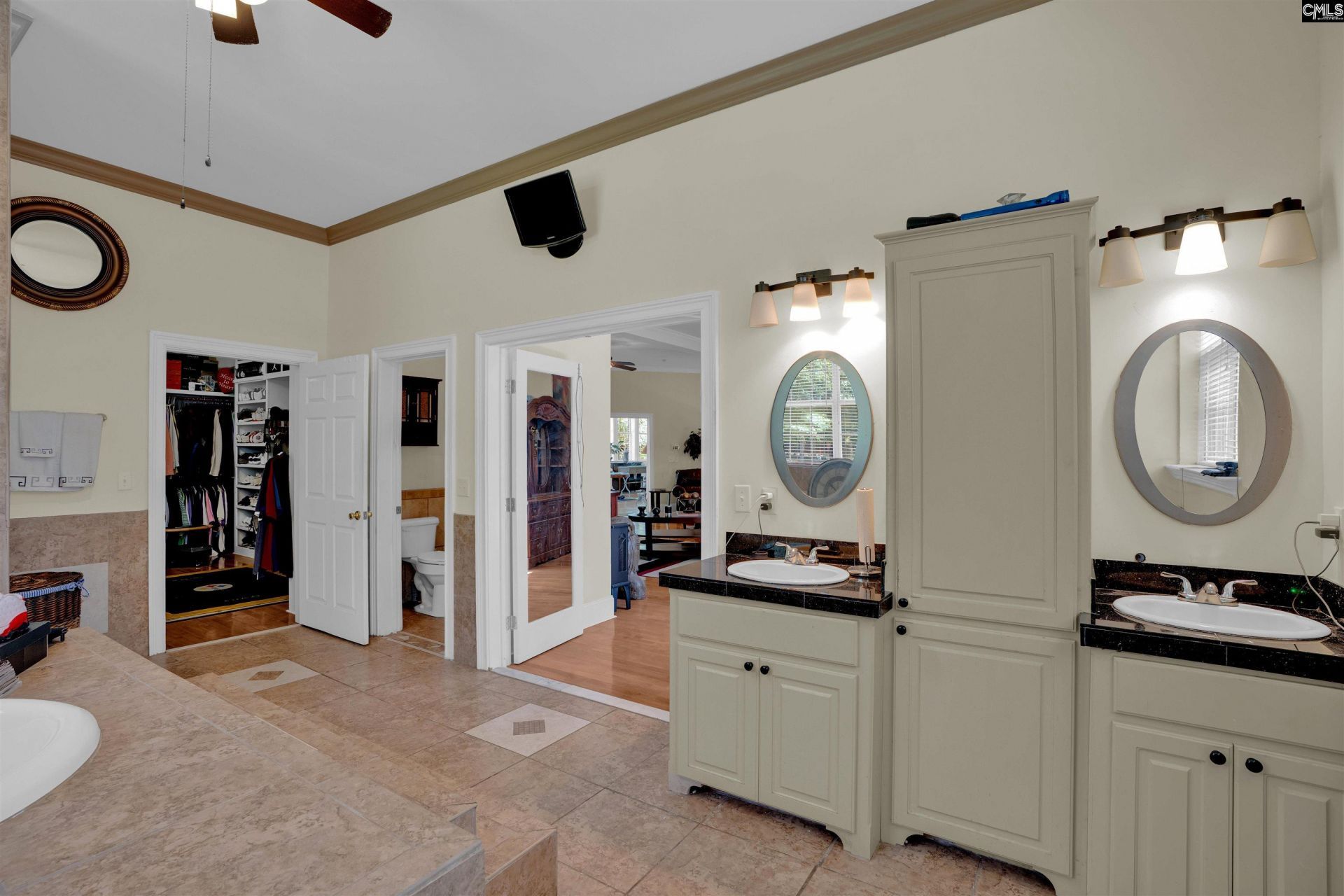 333 Nina Lee Drive  Photo 40