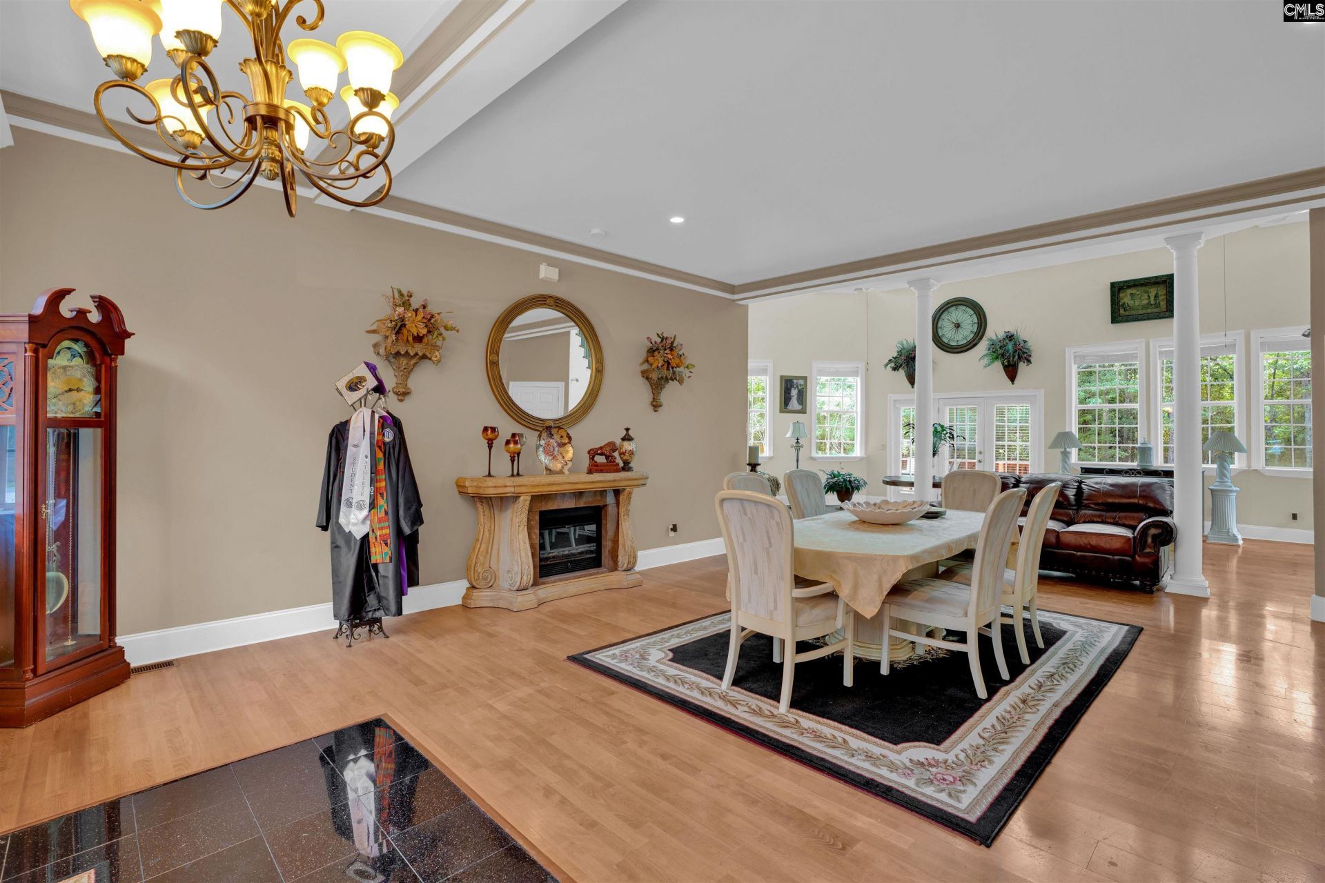 333 Nina Lee Drive  Photo 6