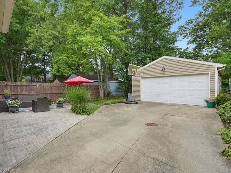 2241 Maplewood Road , Cleveland Heights, OH 44118 Photo 7