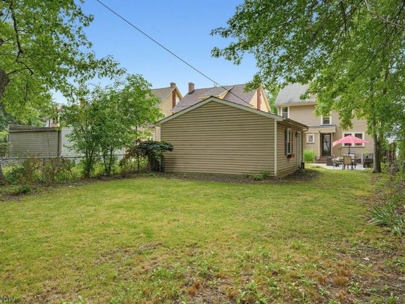 2241 Maplewood Road , Cleveland Heights, OH 44118 Photo 8