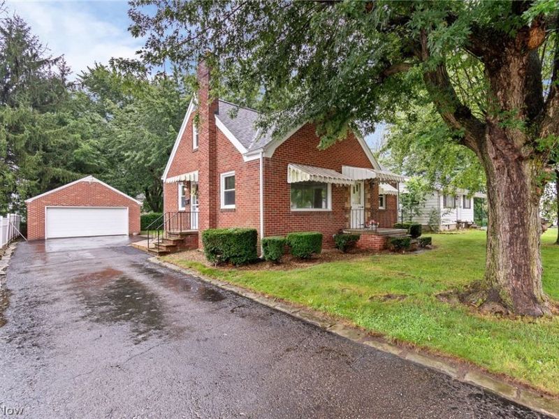 4630 Cleveland Avenue S, Canton, OH 44707 Photo 2