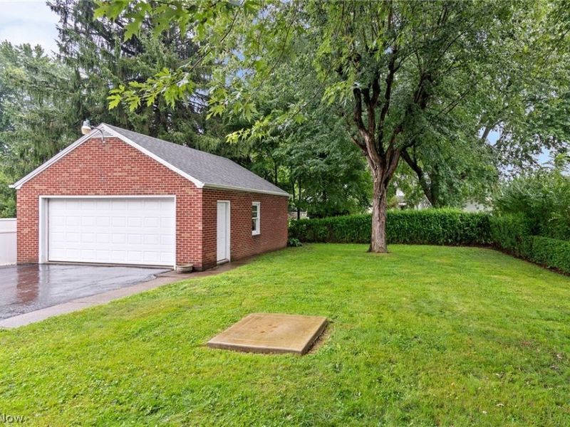 4630 Cleveland Avenue S, Canton, OH 44707 Photo 27