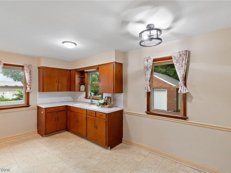 4630 Cleveland Avenue S, Canton, OH 44707 Photo 8