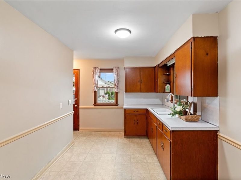 4630 Cleveland Avenue S, Canton, OH 44707 Photo 9