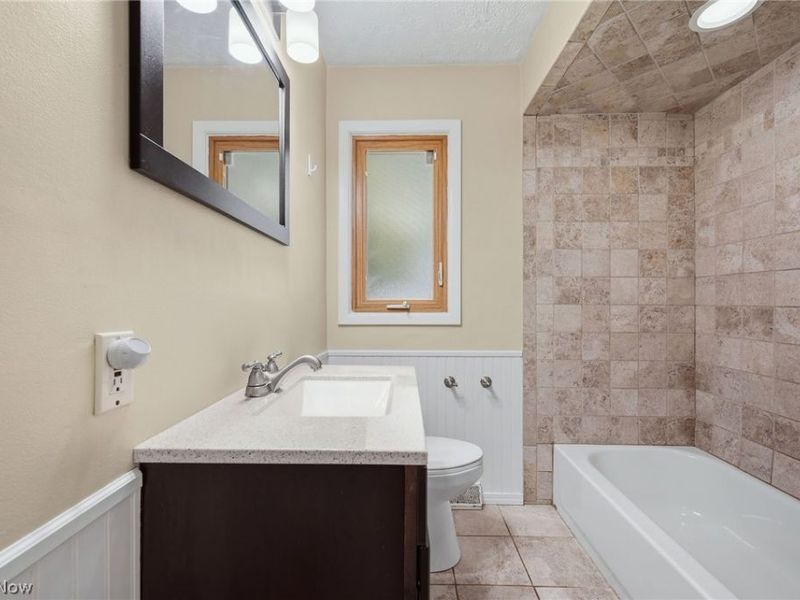 5839 Lake Road , Mentor on the Lake, OH 44060 Photo 26