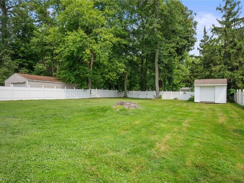 5839 Lake Road , Mentor on the Lake, OH 44060 Photo 40