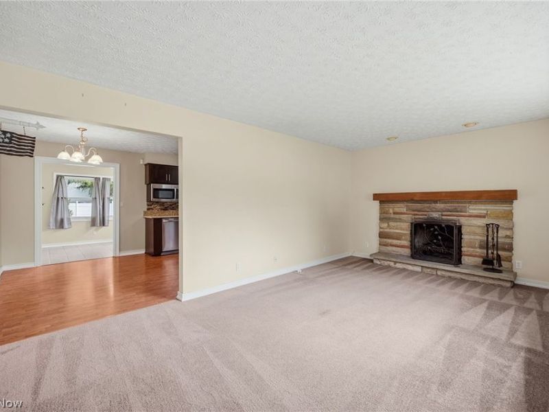 5839 Lake Road , Mentor on the Lake, OH 44060 Photo 5