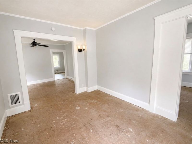 626 E 125th Street , Cleveland, OH 44108 Photo 2