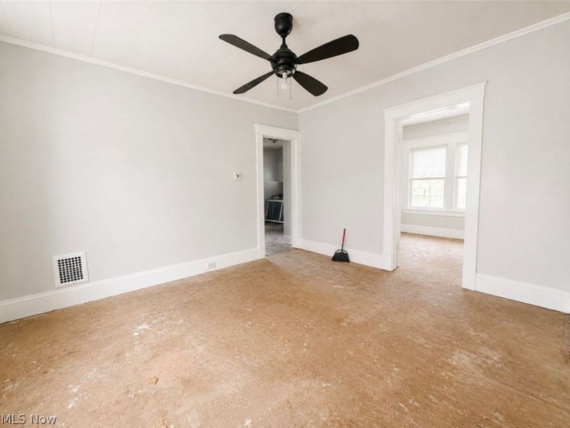 626 E 125th Street , Cleveland, OH 44108 Photo 3