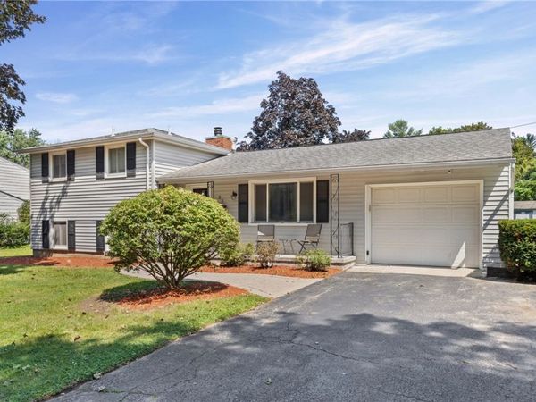 22 Pinebriar Drive , Rochester, NY 14616