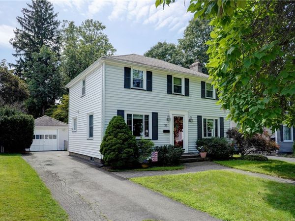 33 Catalpa Road , Rochester, NY 14617