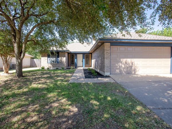 605 Clear Spring LN, Leander, TX 78641