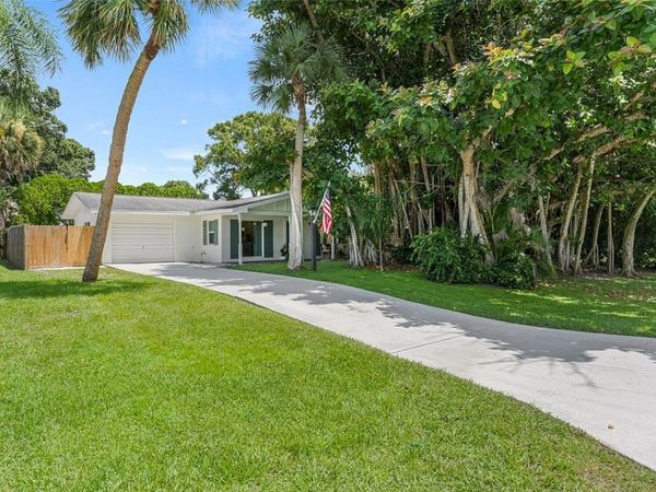1206 21st Court, Vero Beach, FL 32960