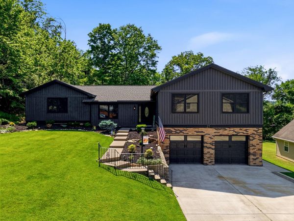 27 Hickory Drive, Barboursville, WV 25504