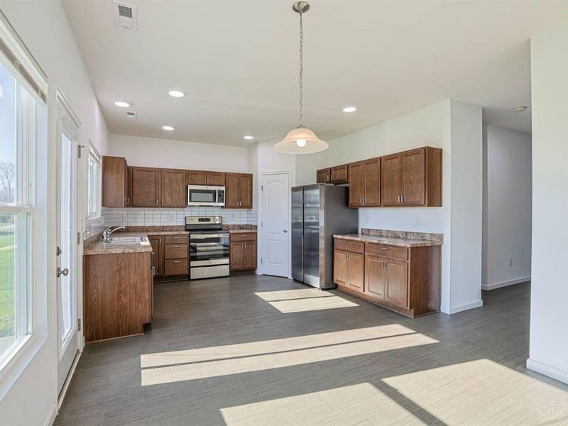 1265 Soaring Way, Hamilton Township, OH 45039 Photo 10