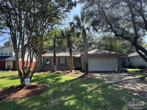 1830 Wheeler Rd, Gulf Breeze, FL 32563