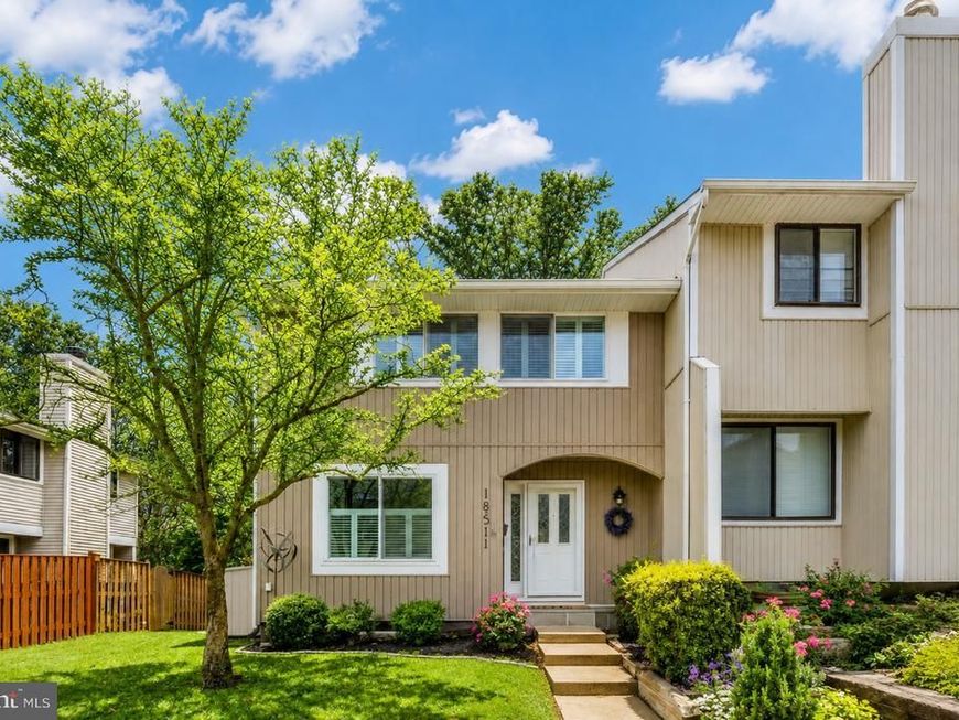18511 Eagles Roost Drive , Germantown, MD 20874 Main Photo