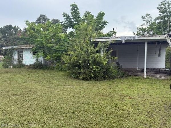 1235 Gramac DR , NORTH FORT MYERS, FL 33917
