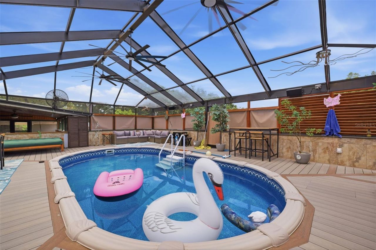 8744 Gall Blvd, Zephyrhills, FL 33541 Photo