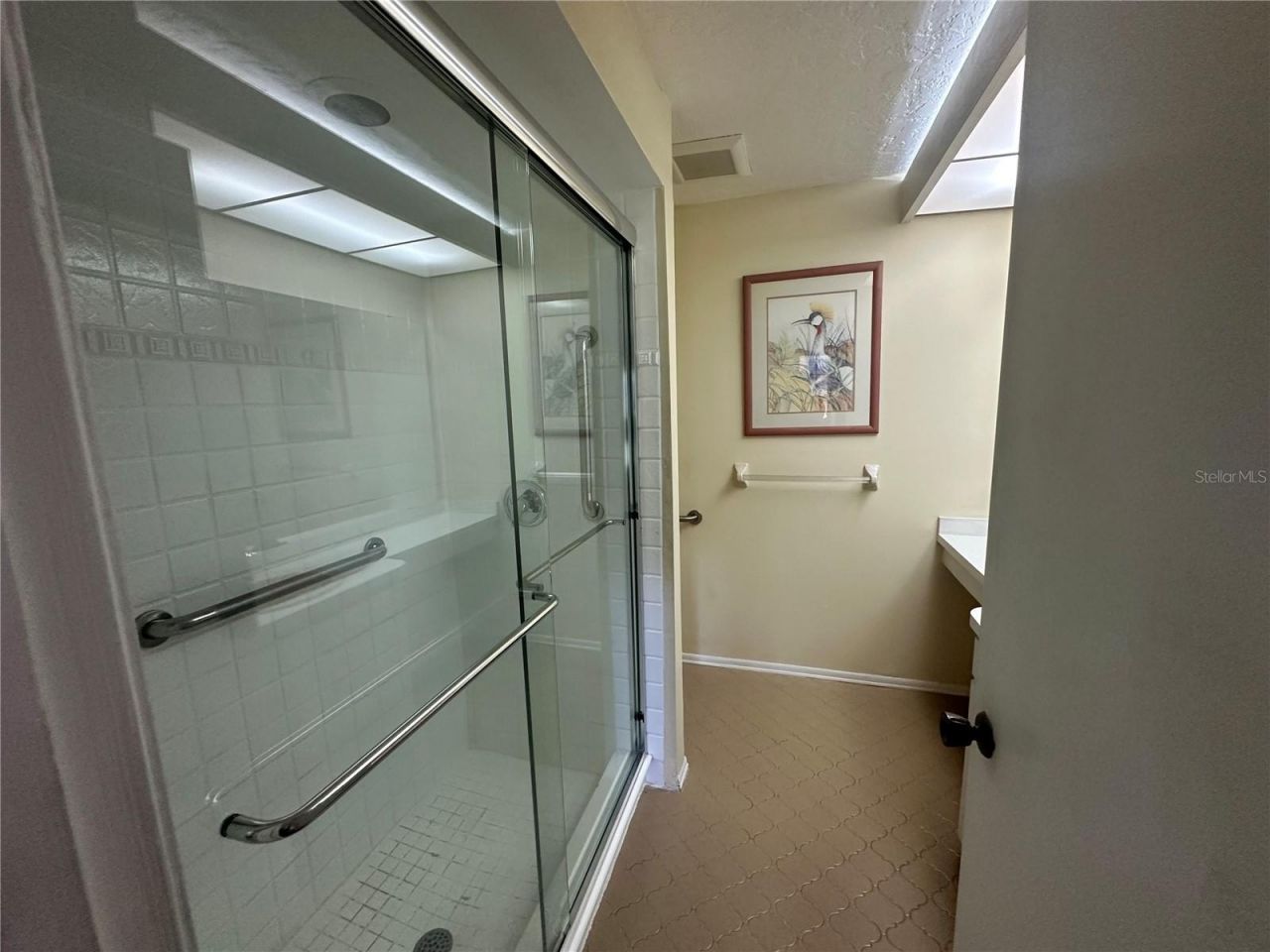 4242 Oakhurst Circle E, Sarasota, FL 34233 Photo