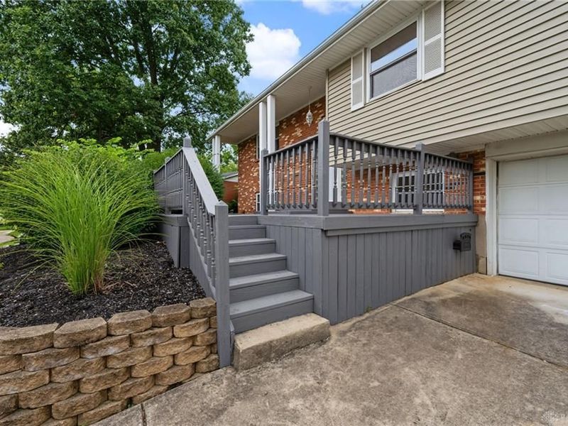 6162 Cantata Court, Dayton, OH 45449 Photo 2