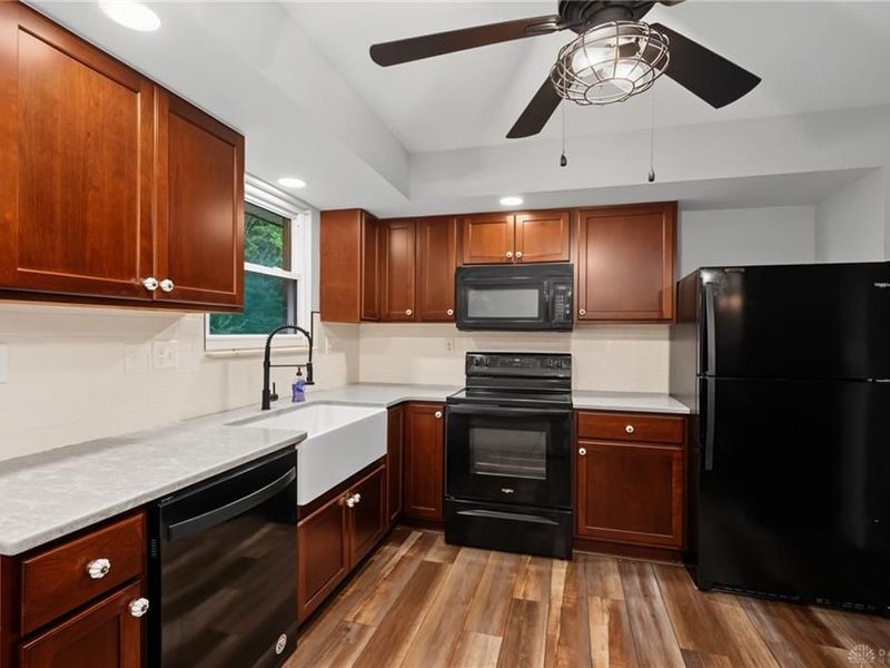 6162 Cantata Court, Dayton, OH 45449 Photo 7