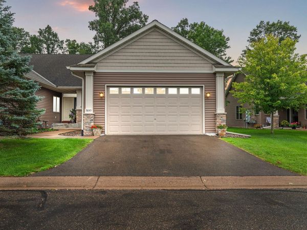 5845 Oakgreen Court N, Stillwater, MN 55082