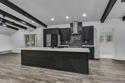 316 Arbor Drive photo 4