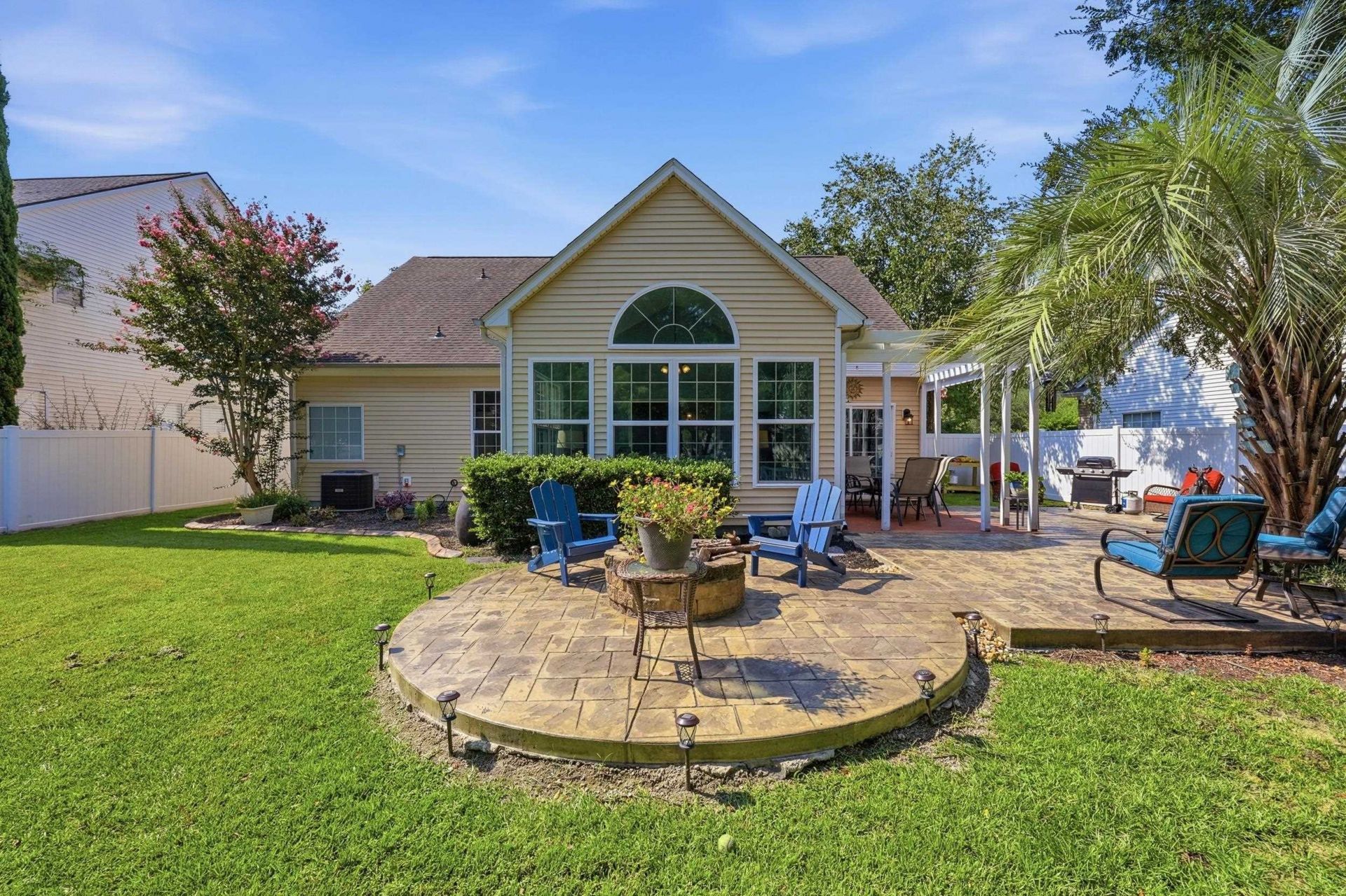 221 Spring Lake Dr. Photo 48
