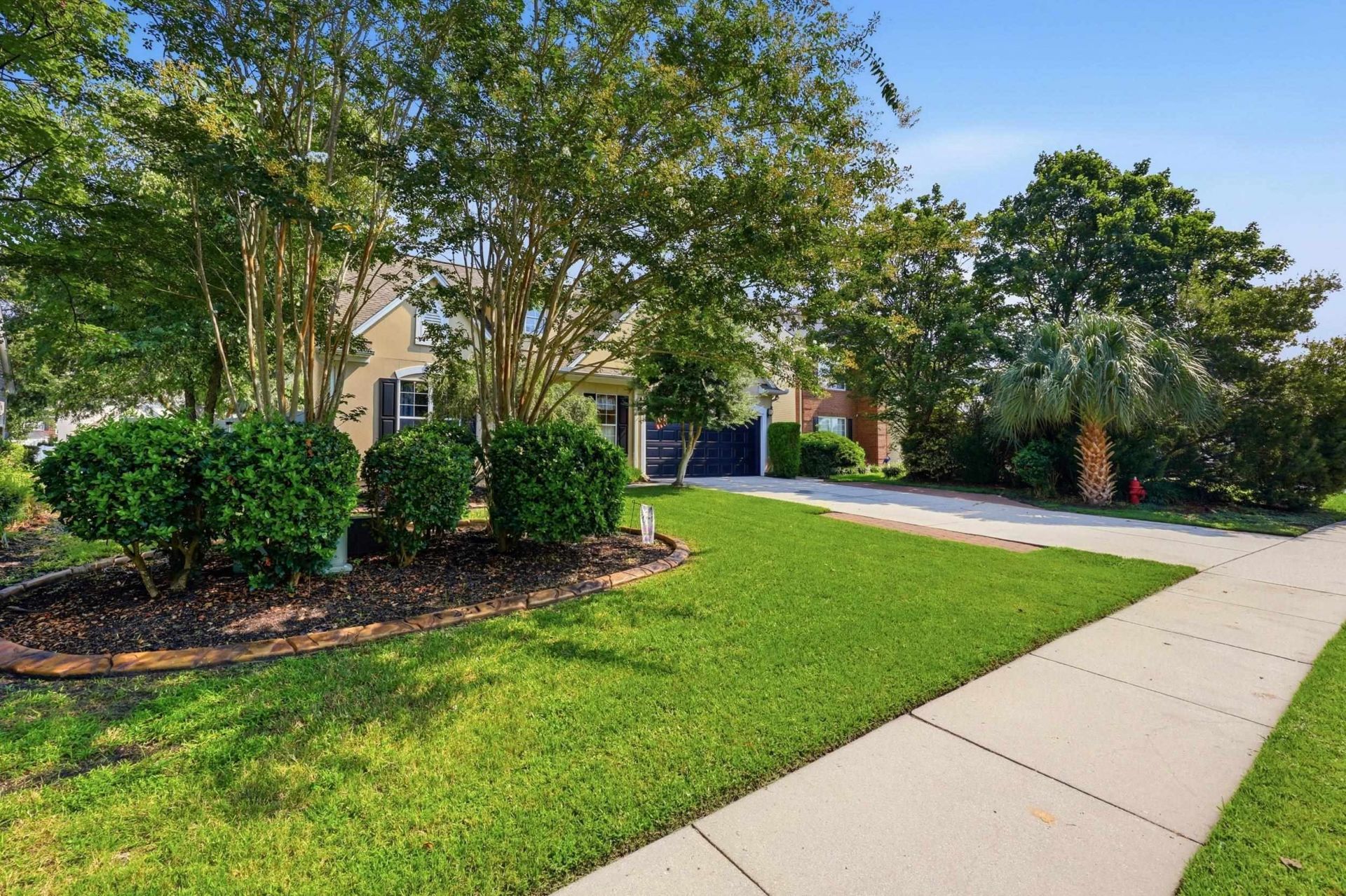 221 Spring Lake Dr. Photo 58