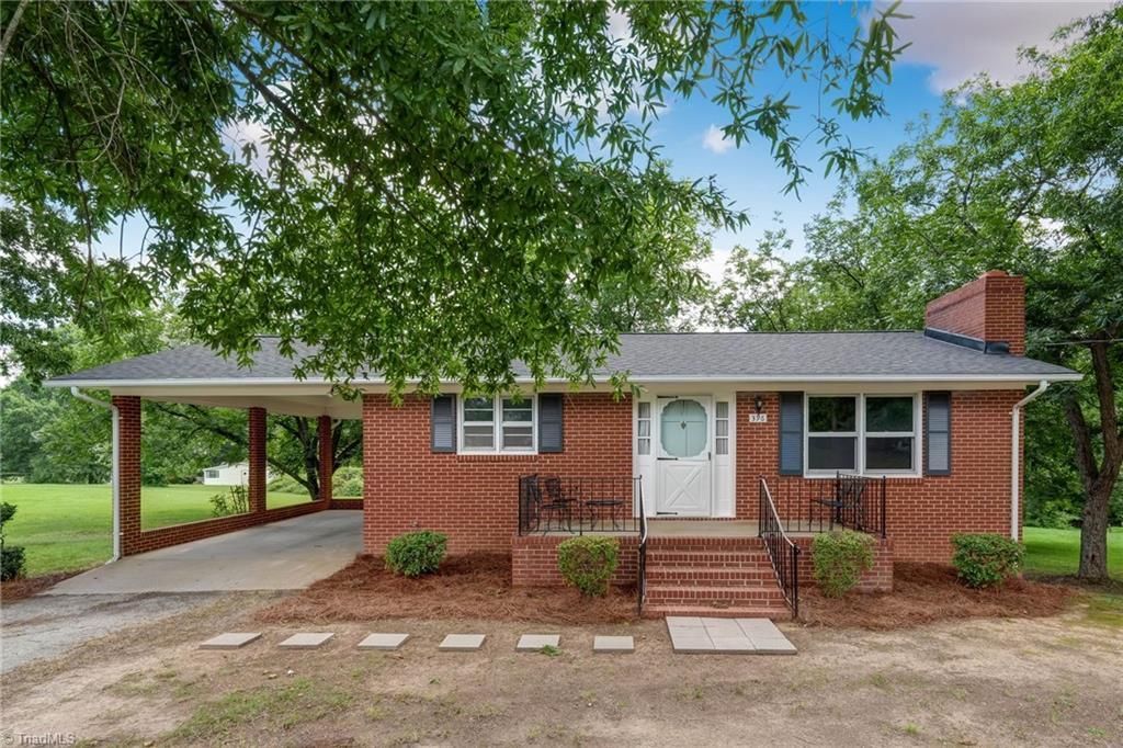 396 Narrow Gauge Road, Reidsville, NC 27320 Main Photo