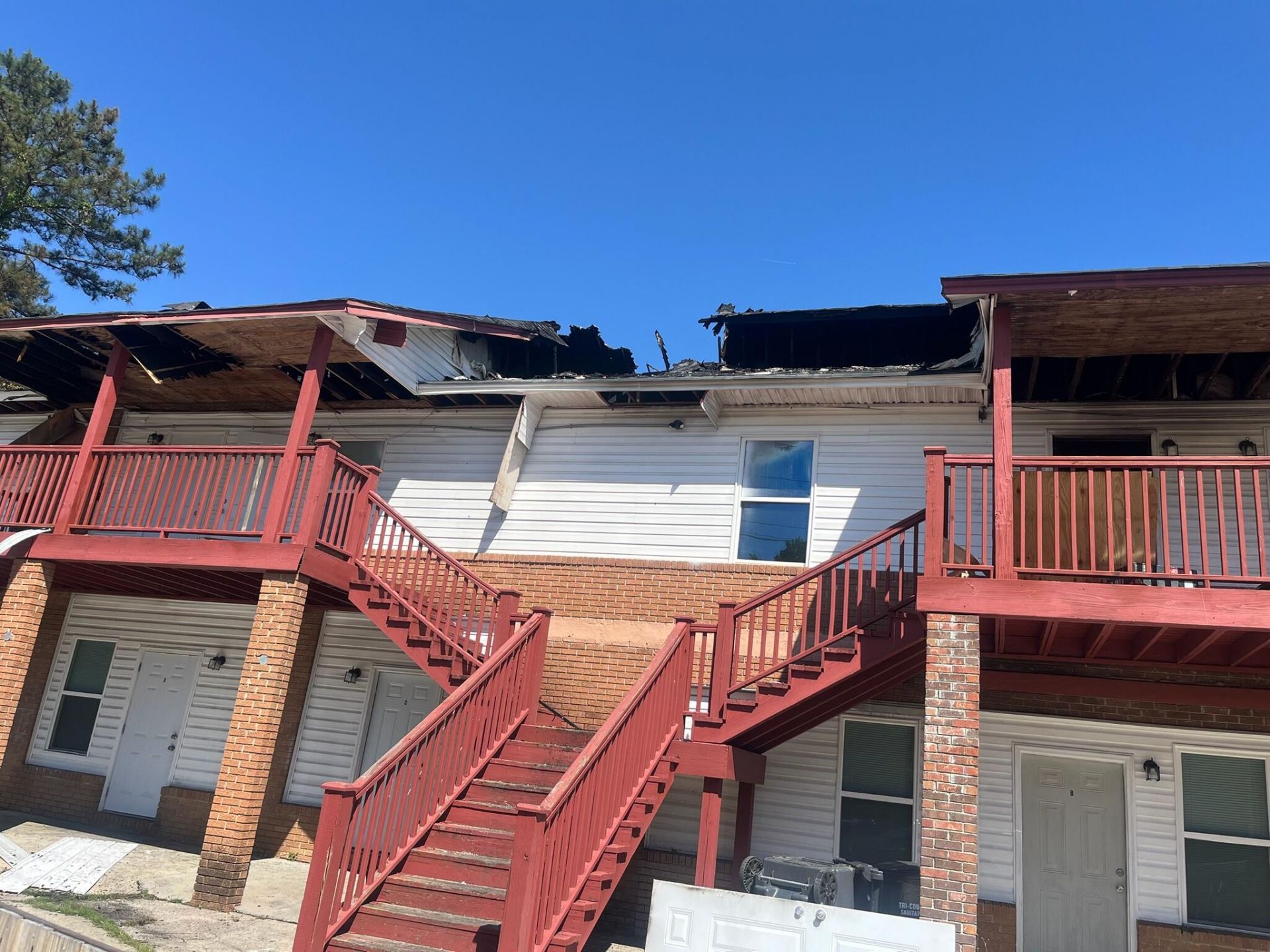 2491 Russell Street Photo 10