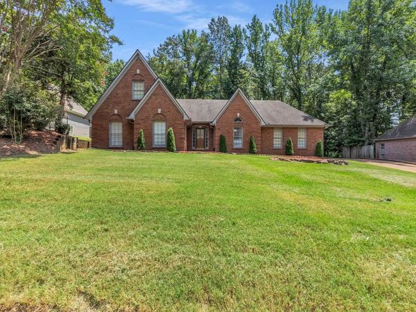 334 BROOK RIDGE DR, Memphis, TN 38018