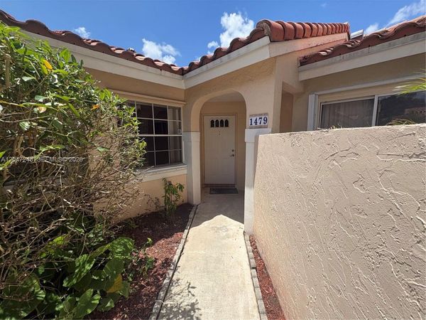 1479 Springside Dr , Weston, FL 33326