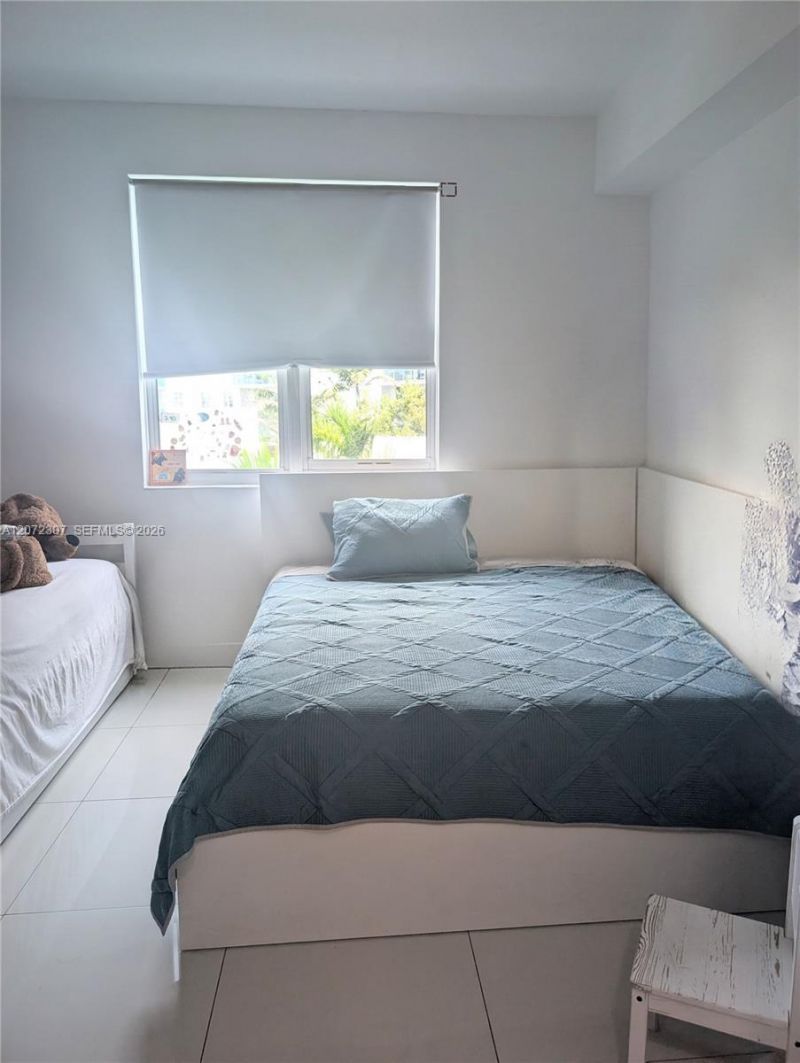 7900 Harbor Island Dr, Unit 505, North Bay Village, FL 33141 Photo
