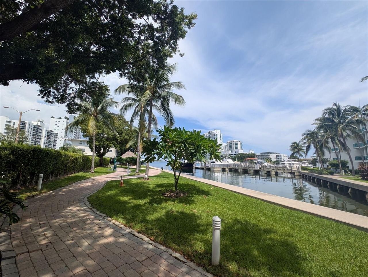 7900 Harbor Island Dr, Unit 505, North Bay Village, FL 33141 Photo